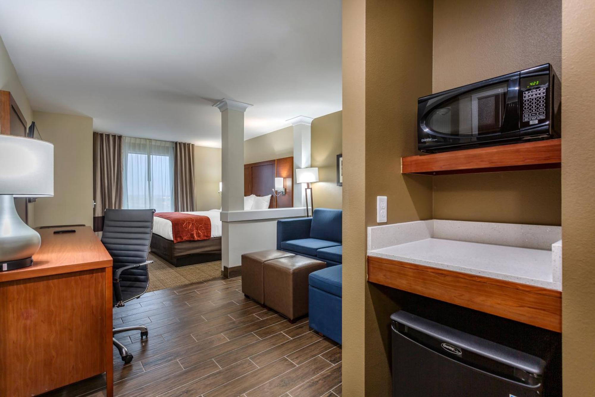 באולינג גרין Comfort Suites מראה חיצוני תמונה