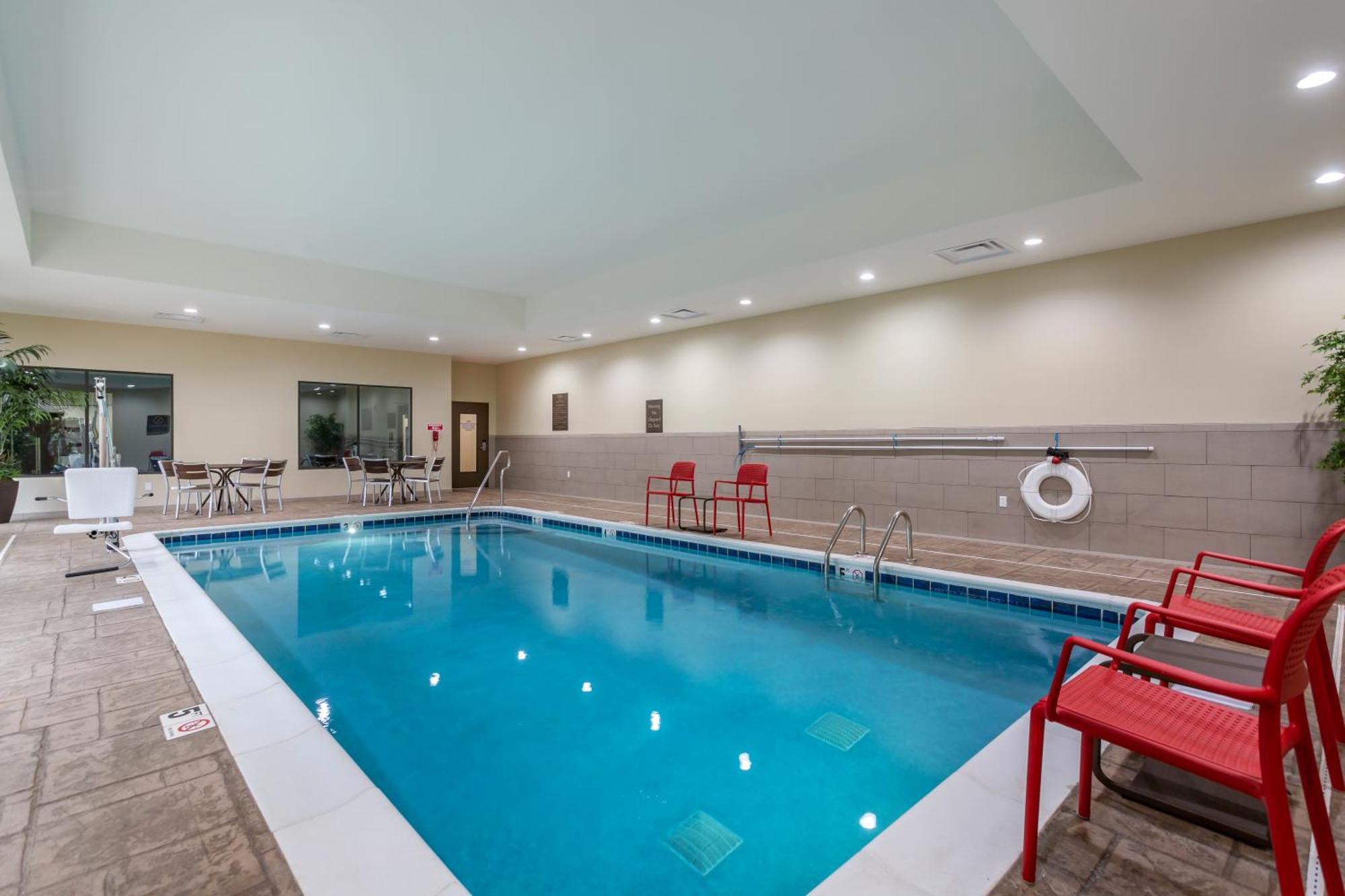 באולינג גרין Comfort Suites מראה חיצוני תמונה